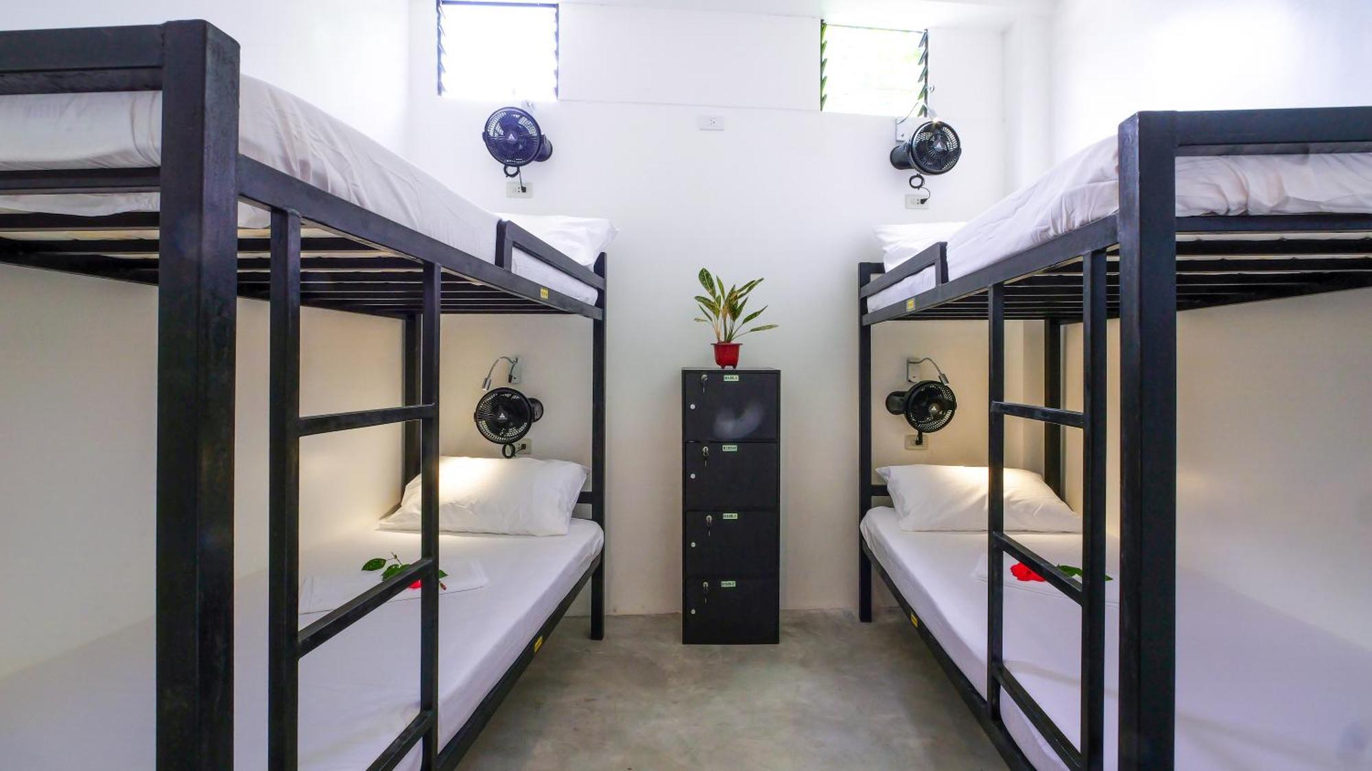 Sip Sunset Hostel And Lounge El Nido Bagian luar foto