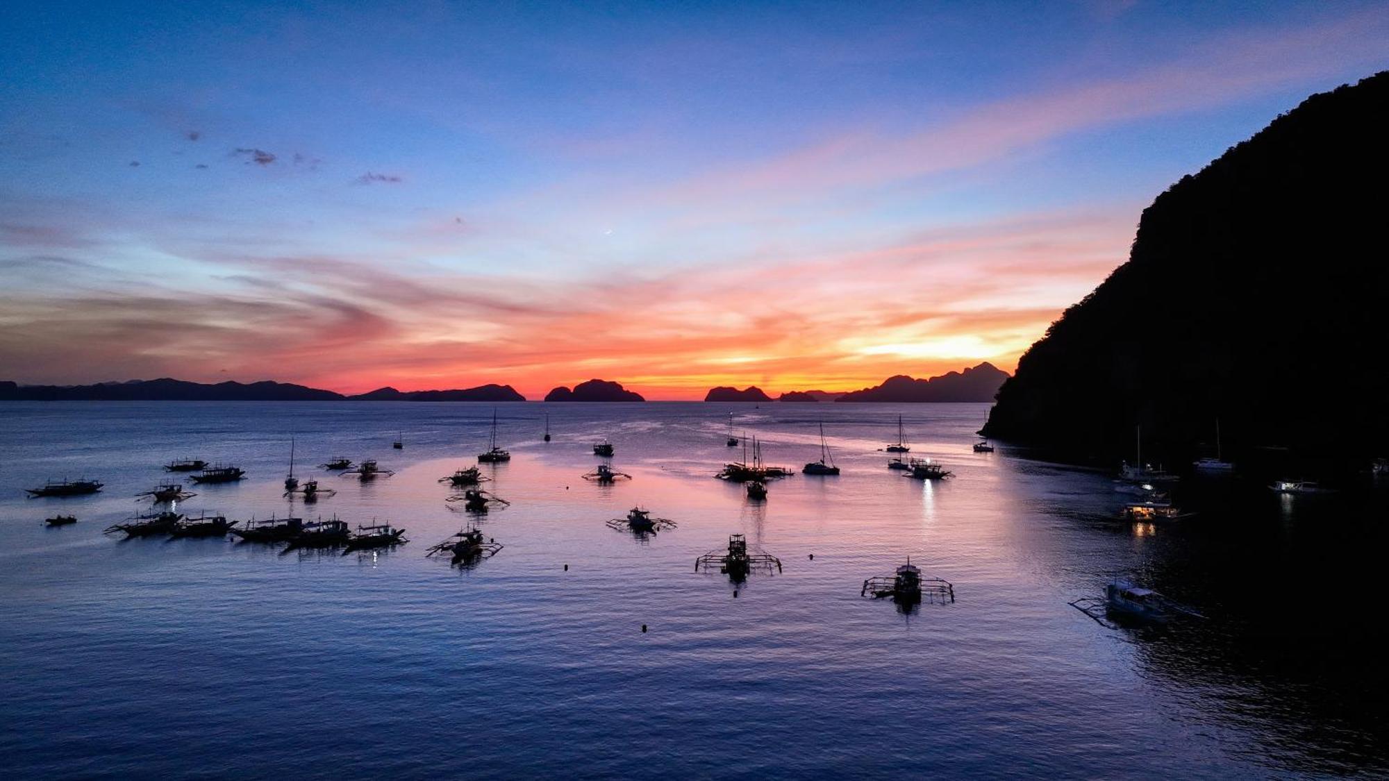 Sip Sunset Hostel And Lounge El Nido Bagian luar foto