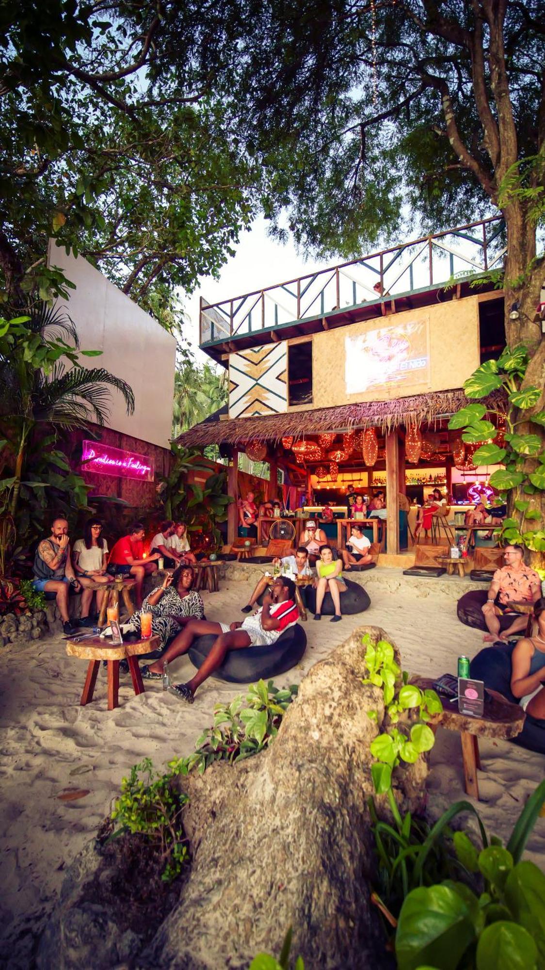 Sip Sunset Hostel And Lounge El Nido Bagian luar foto